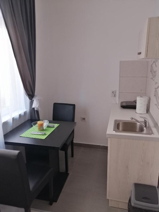 Mitic Apartmani 1 Nis Exterior photo