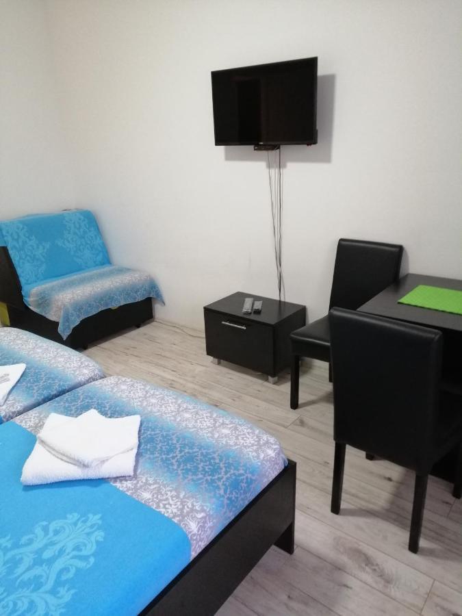 Mitic Apartmani 1 Nis Exterior photo
