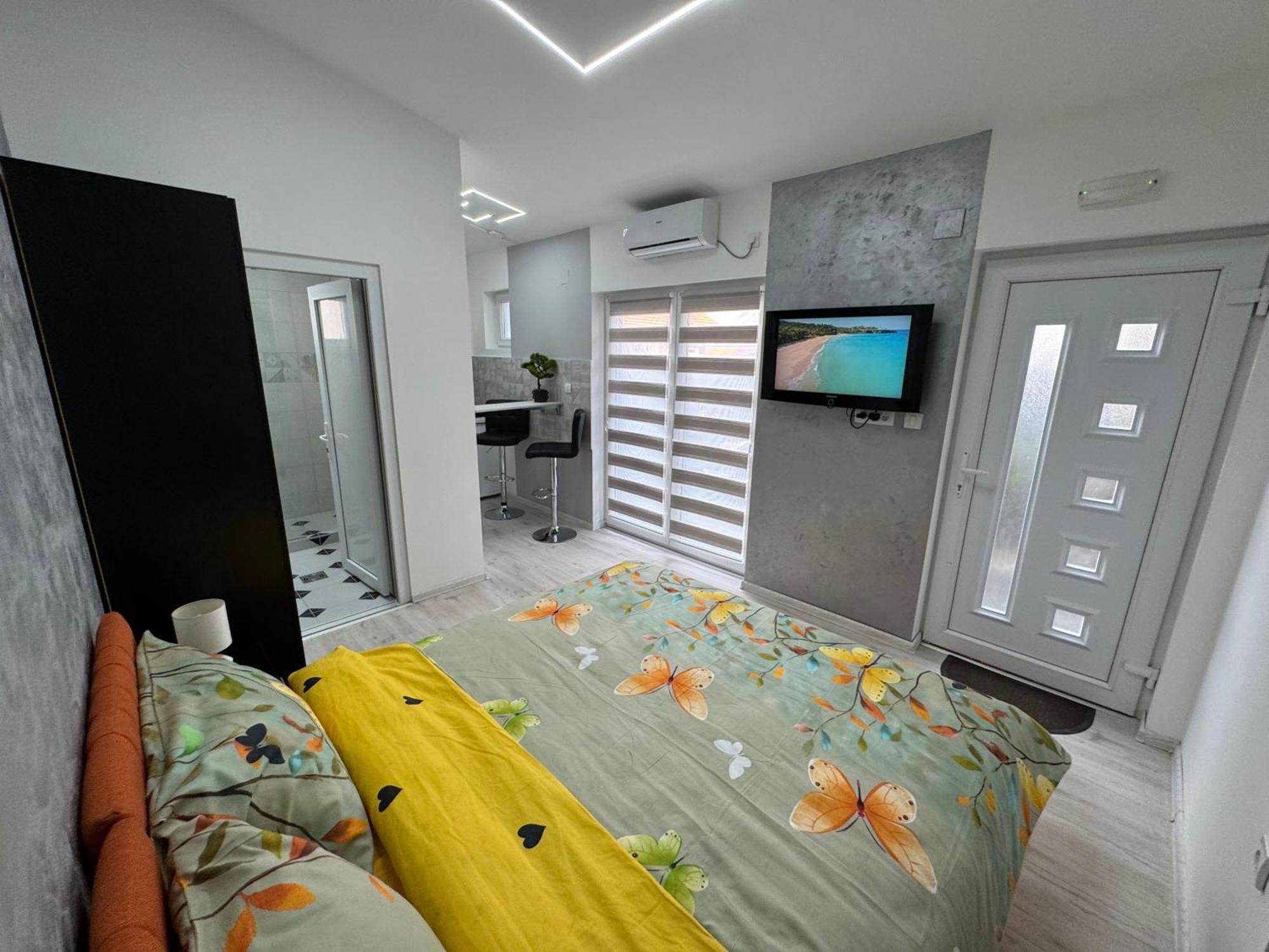 Mitic Apartmani 1 Nis Exterior photo