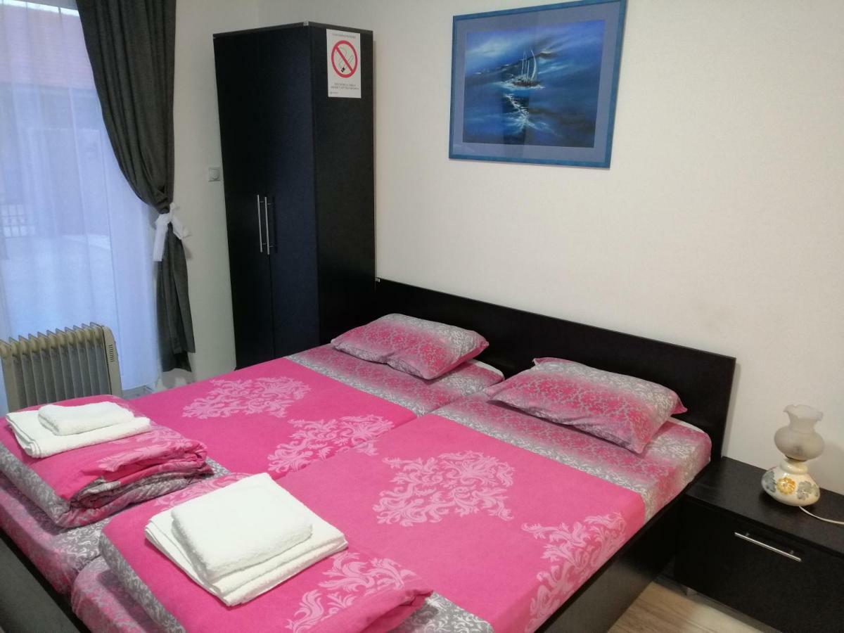 Mitic Apartmani 1 Nis Exterior photo